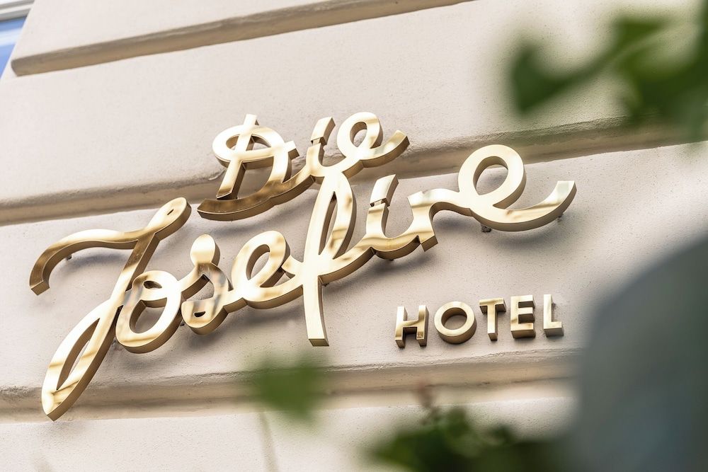 undefined Hotel Josefine 7