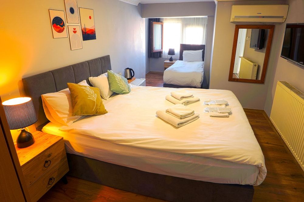 Twin Room, Multiple Beds