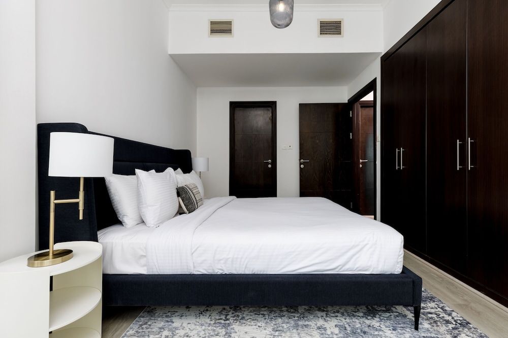 undefined Maison Privee - Modern Urban Retreat in the Heart of Dubai Marina 9