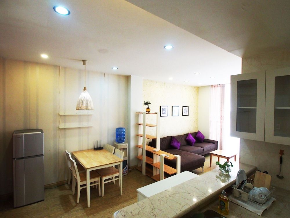 Dong Duong Apartment Deluxe Room 14