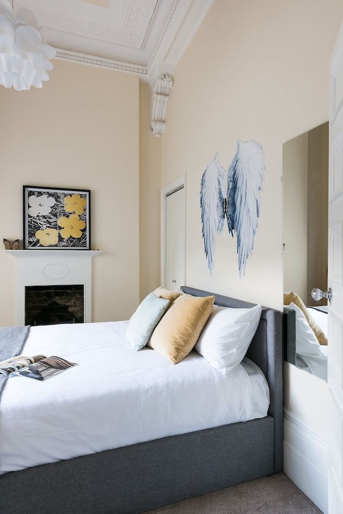 undefined 2 Bedroom Apartment in Nottinghill 4