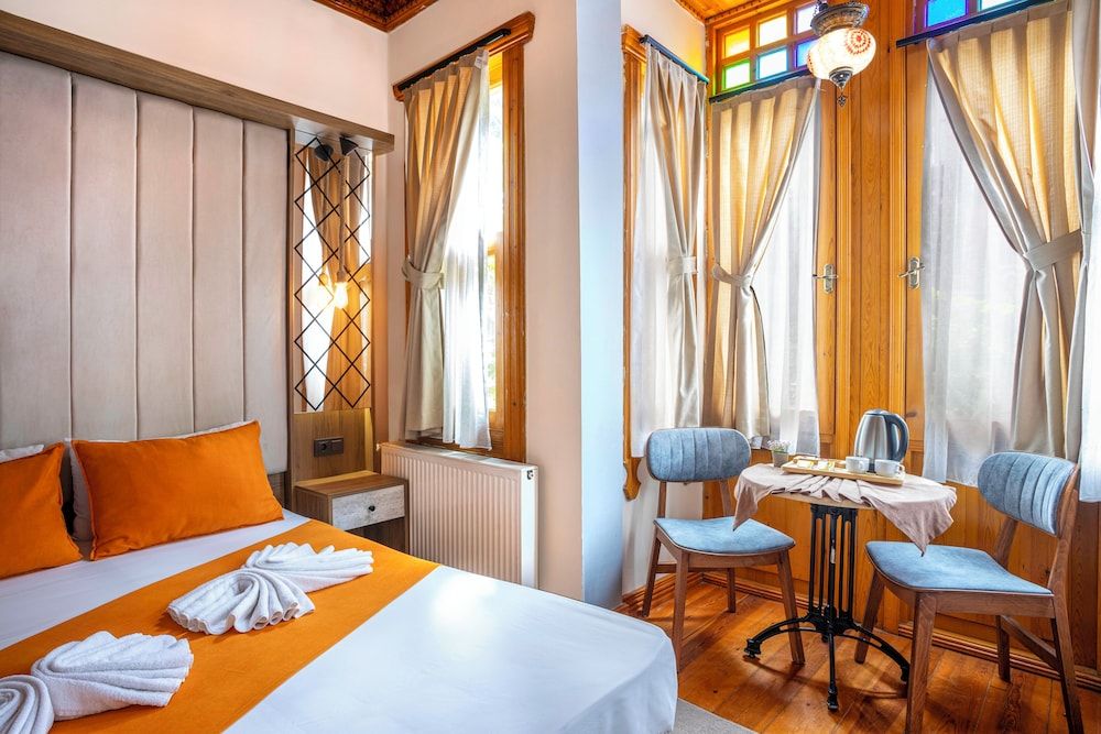 Astra Boutique Hotel Standard Triple Room 2