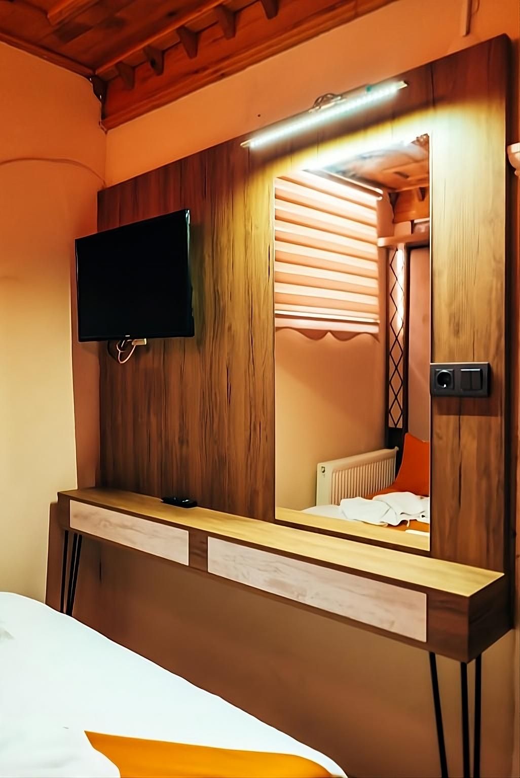 Economy Double room with a shared bathroom