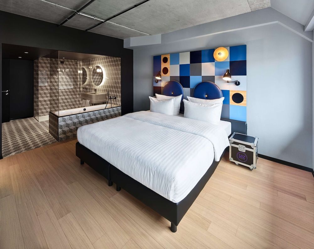 Jaz in the City Vienna Suite (Backbeat)