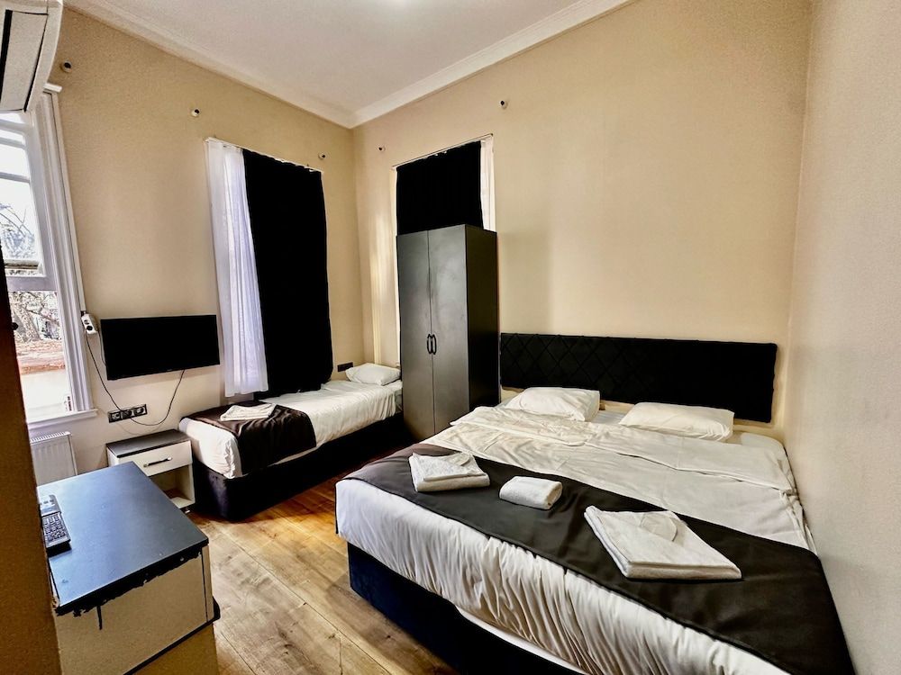 undefined Taksim Palace İstanbul Hotel 4