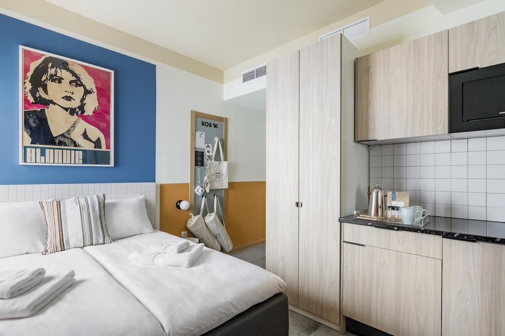 Bob W Chueca Quiet Chueca Design Studio 4