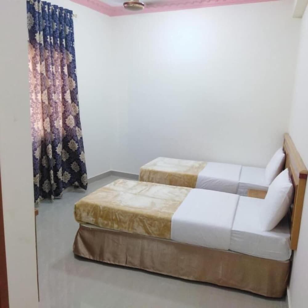 Golden Touch Hotel Deluxe Double Room 2