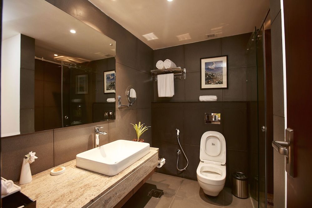 undefined Indreni Suites Hotel 9