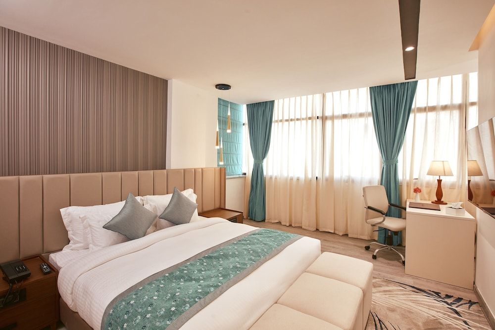 undefined Indreni Suites Hotel 6