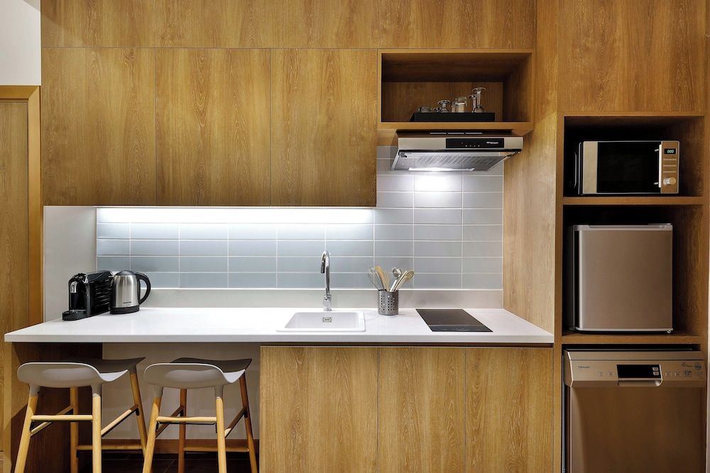 Element Dubai Airport Studio, 2 Twin Beds 4