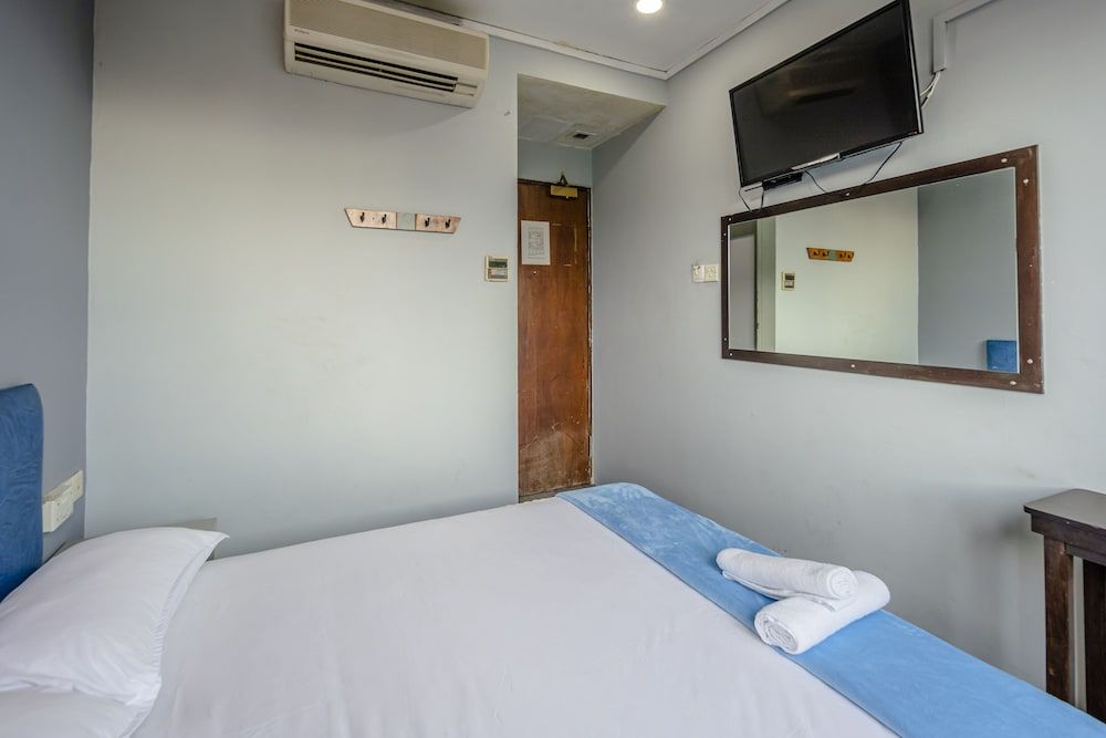 undefined K Hotel 1515 8