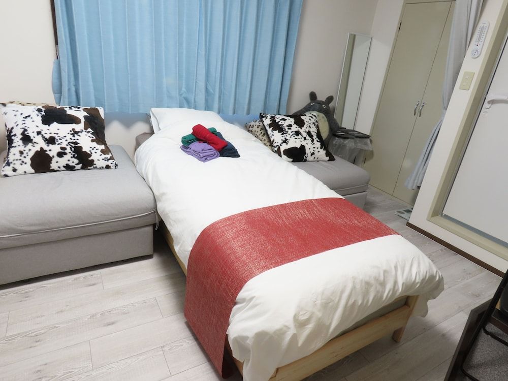 Rolands House 301 Apartment 8