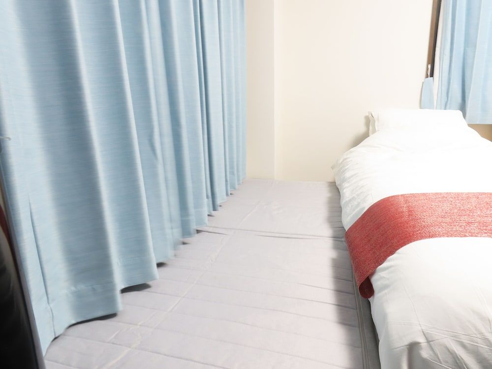 Rolands House 301 Apartment 7