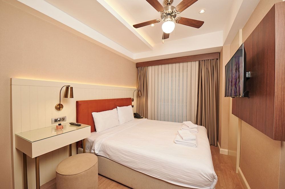 Saratoga Hotel Sultanahmet Standard Double Room