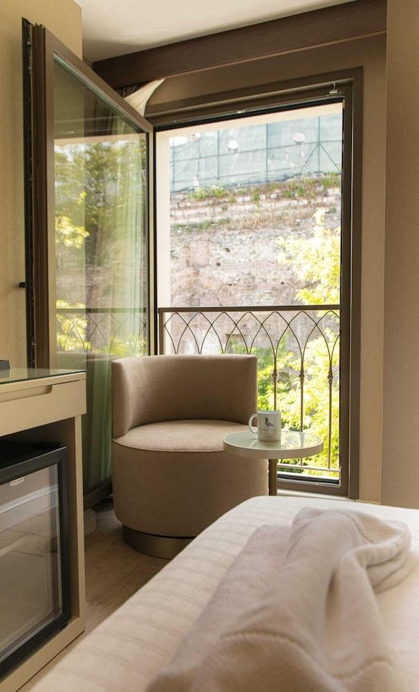 Saratoga Hotel Sultanahmet Deluxe Double or Twin Room, 2 Bedrooms, City View 16