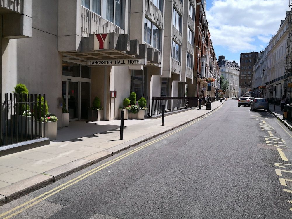 undefined Lancaster Hall Hotel 7