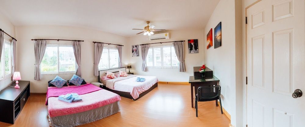Captivating 3-bed Villa in Muang Pattaya Villa 3