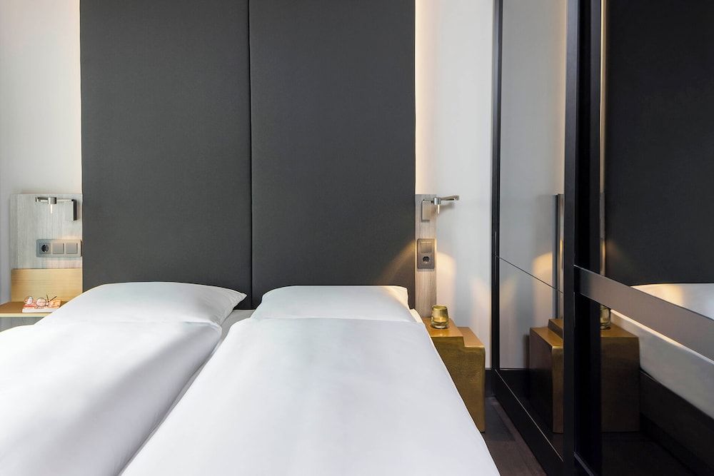 undefined Hotel AMANO East Side 2