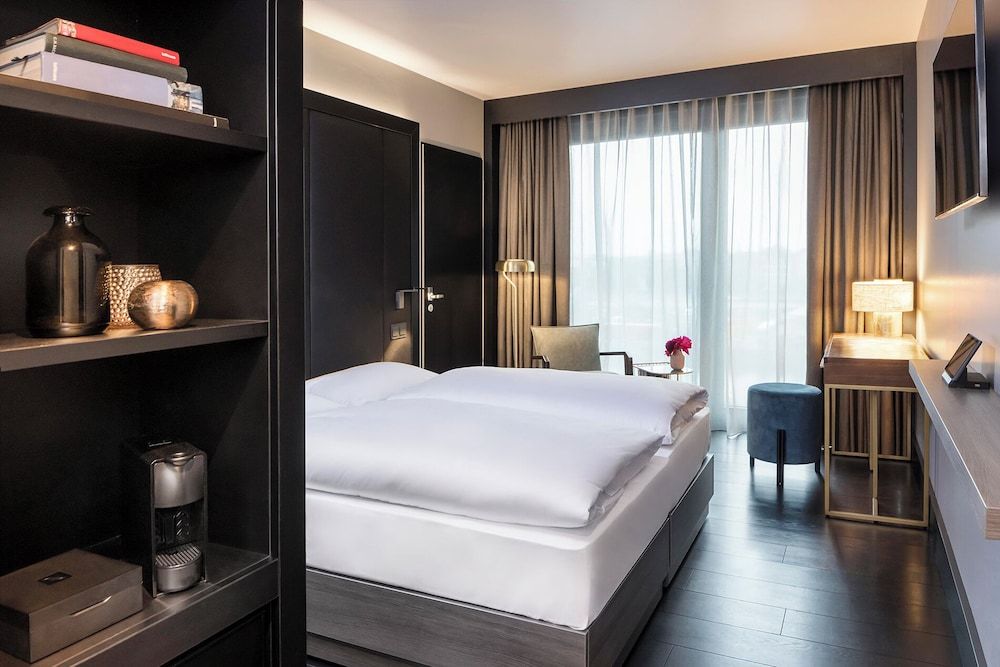 undefined Hotel AMANO East Side 4