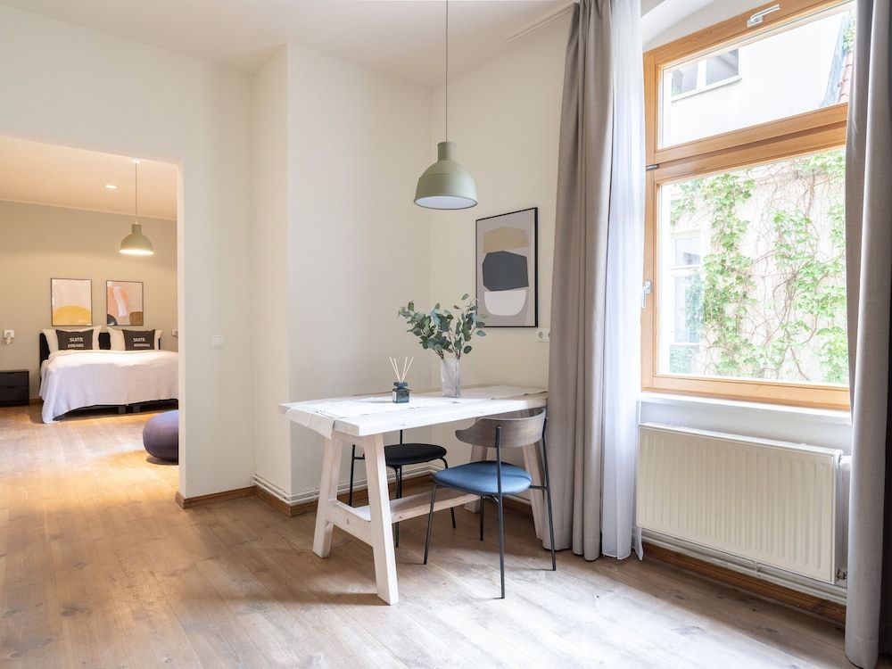 Schoenhouse Avenue by Limehome Economy Suite 5