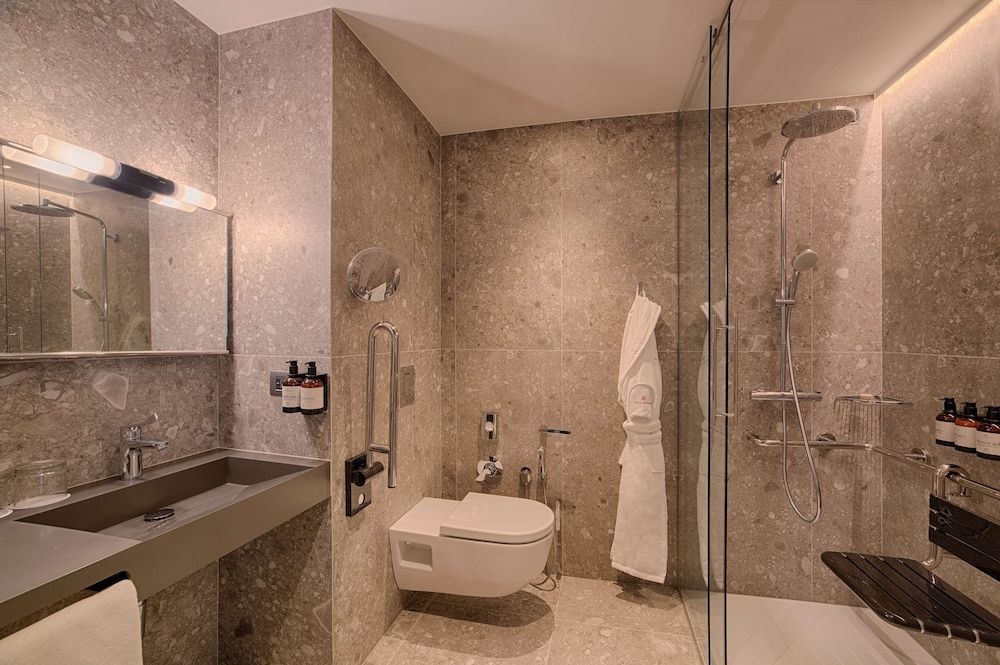 NH Collection Milano City Life Superior Room 4