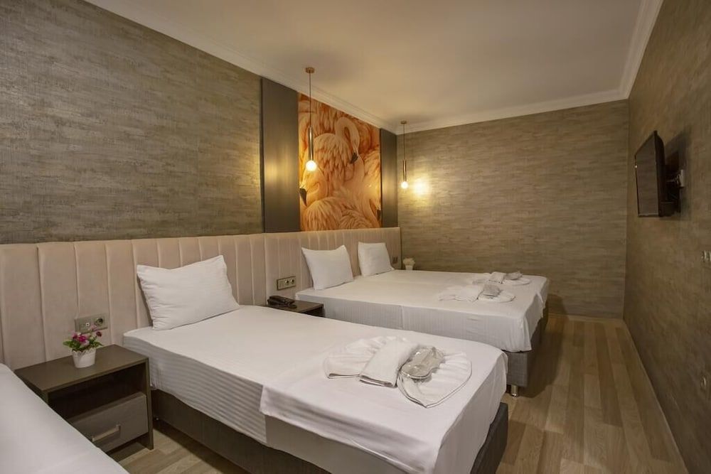 undefined La Vie Avcilar Suit Otel 6