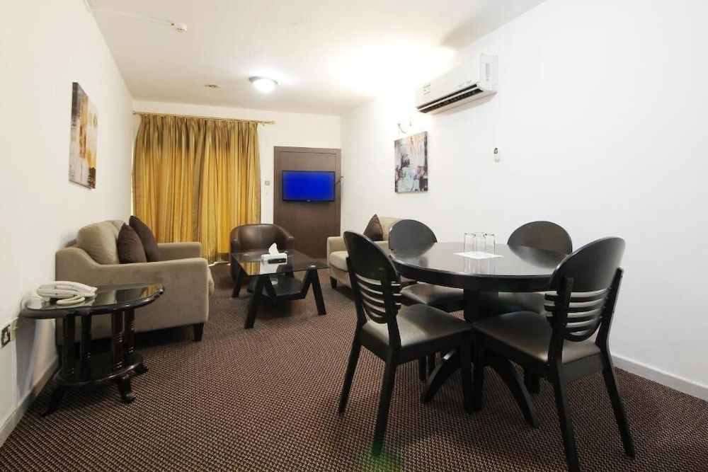 time palace hotel branch