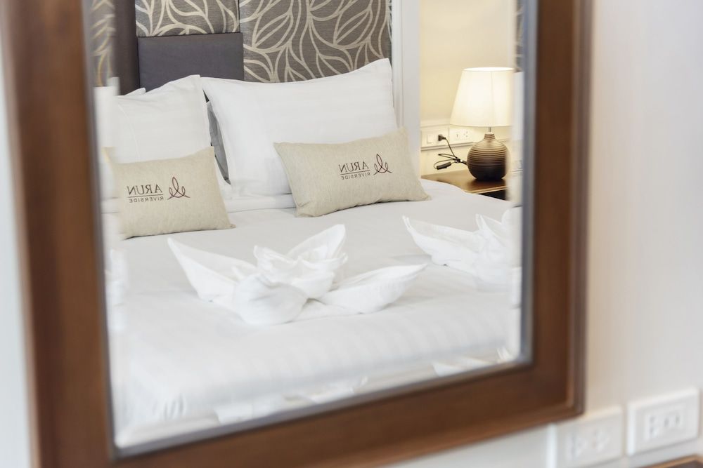 ARUN Riverside Bangkok Standard Double Room, 1 King Bed, Balcony, No View 4