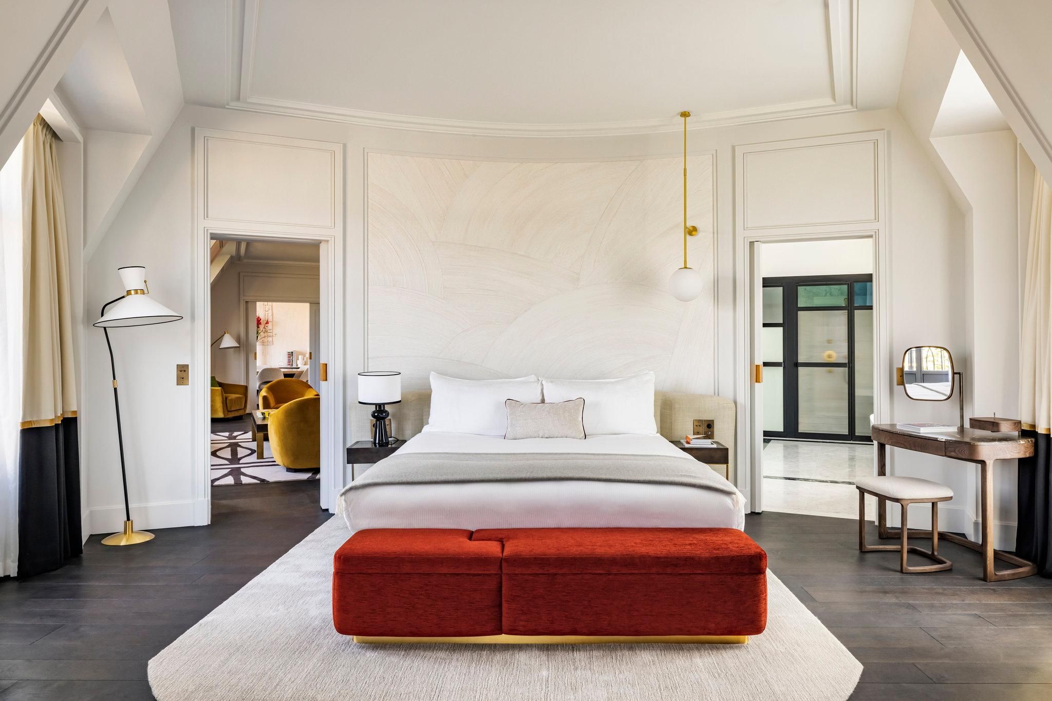 La Suite Honore King Bed With Balcony