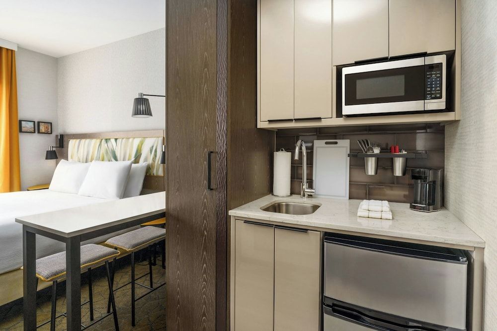 TownePlace Suites by Marriott New York Manhattan/Chelsea Studio, 1 King Bed, Kitchenette 55