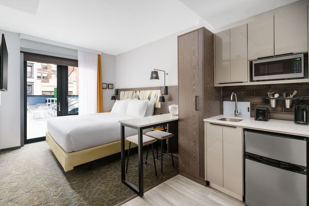 TownePlace Suites by Marriott New York Manhattan/Chelsea Studio, 1 King Bed, Kitchenette 24