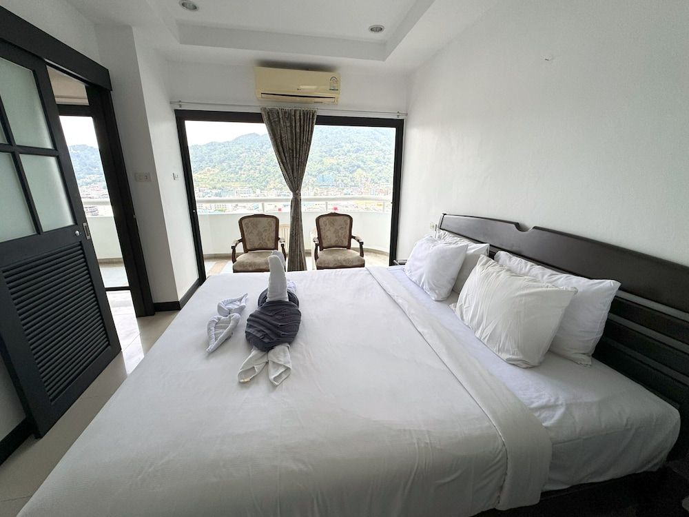 Patong Tower by Lofty Panoramic Apartment, 2 Bedrooms, Mountain View 4