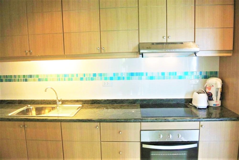 undefined Corner 1 Bedroom Condo 9