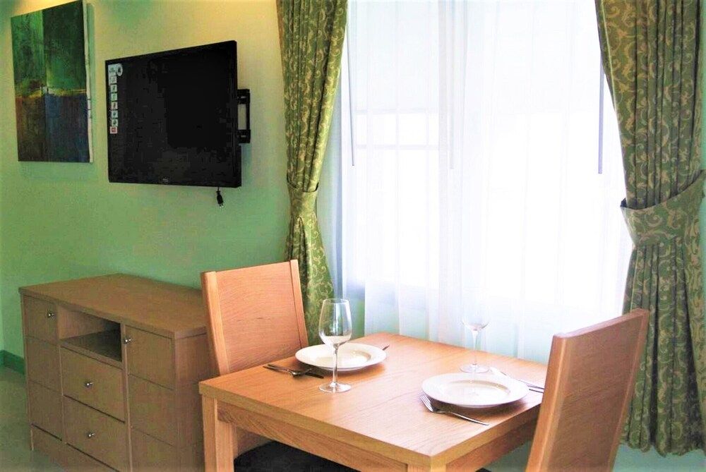 undefined Corner 1 Bedroom Condo 7