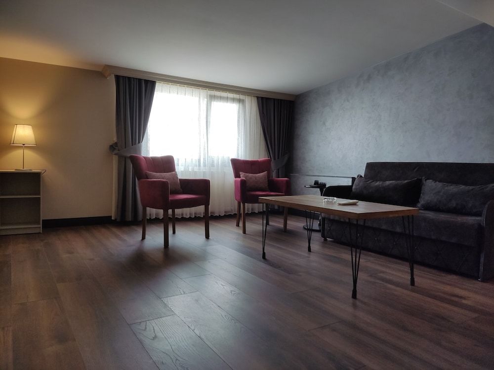 undefined Bakirkoy Best Suit 5