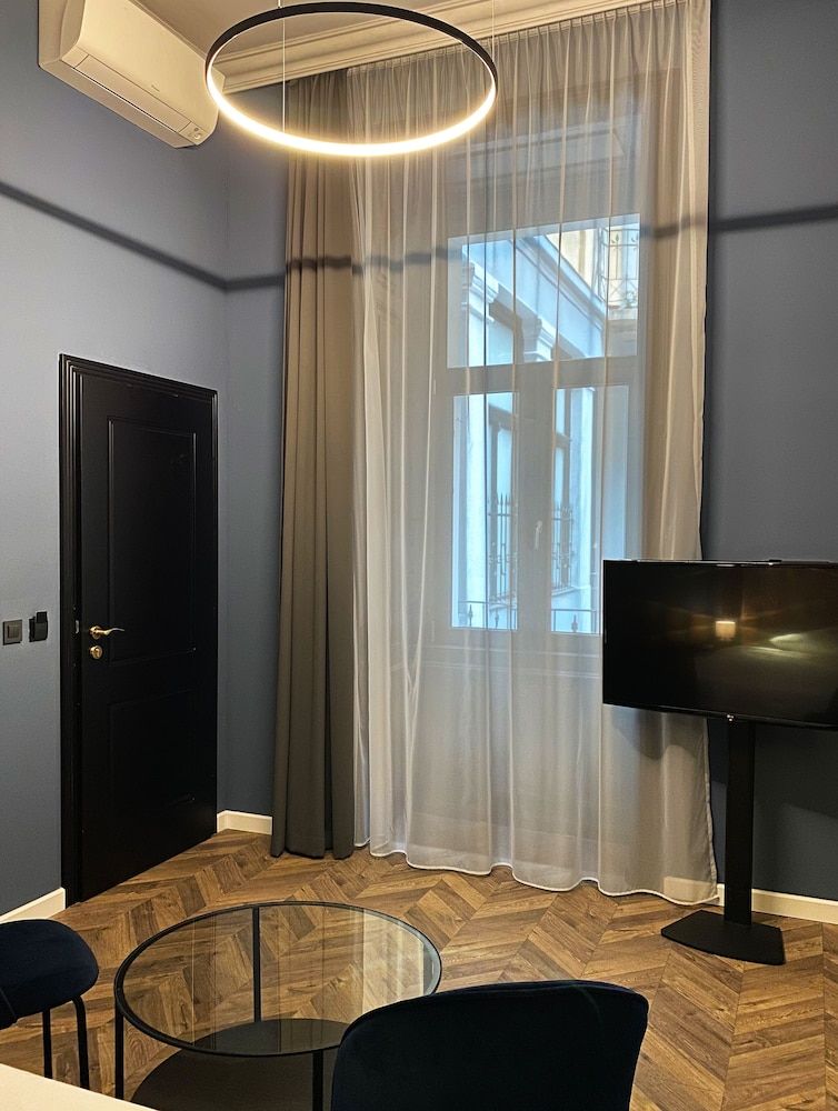 Hotel Rumor Standard Room 5