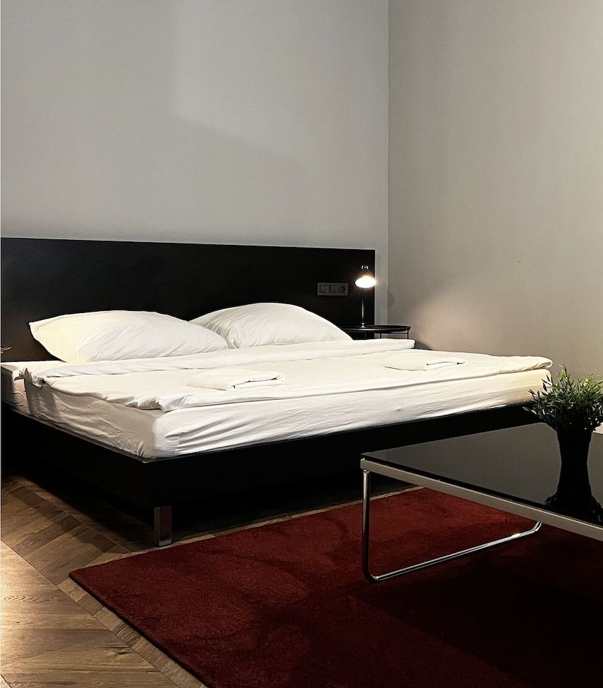 undefined Hotel Rumor 6