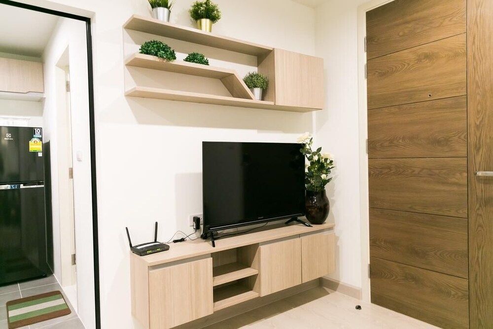 Mono Sukhumvit 50 DownTown Studio 4