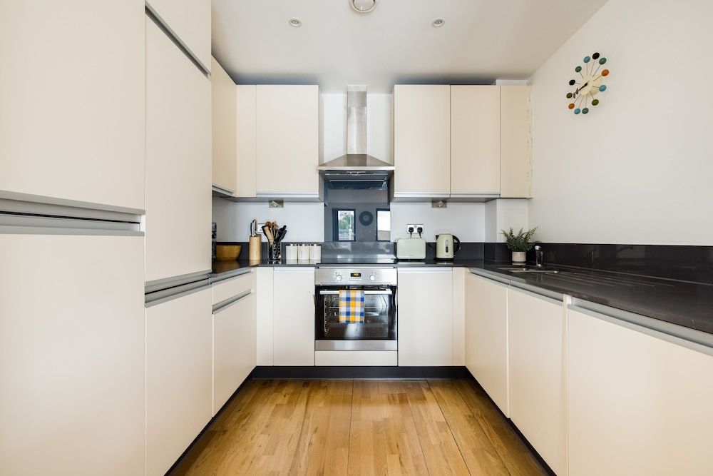 The Liverpool Street Apartments Apartment 24