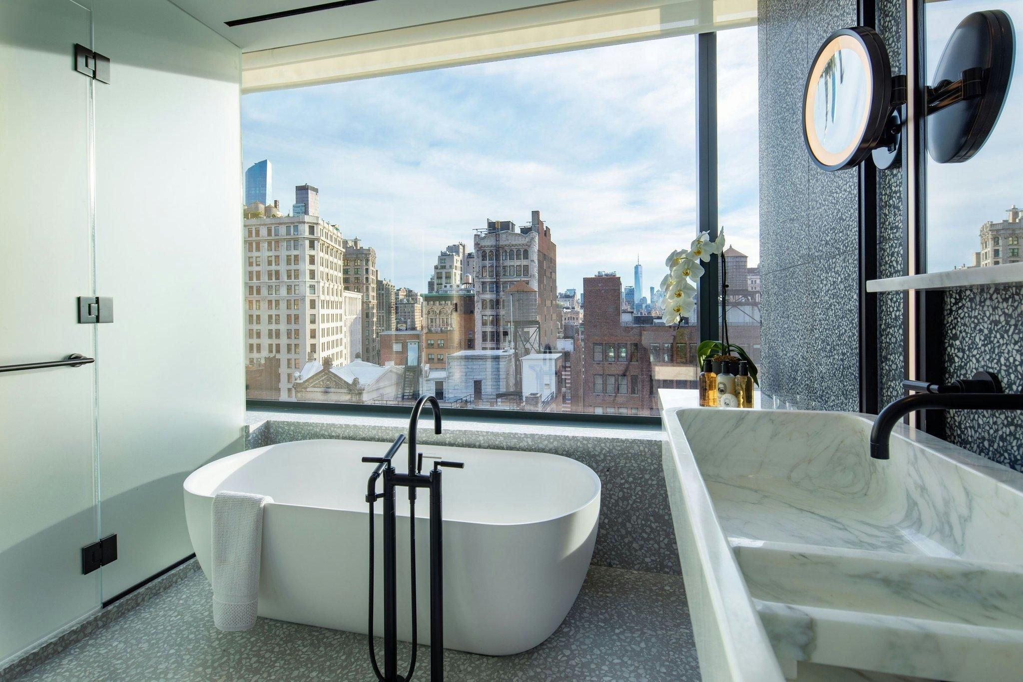 Madison Two Bedroom Suite, 2 Bedroom Suite, Bedroom 1: 1 King, Bedroom 2: 2 Double, Sofa bed