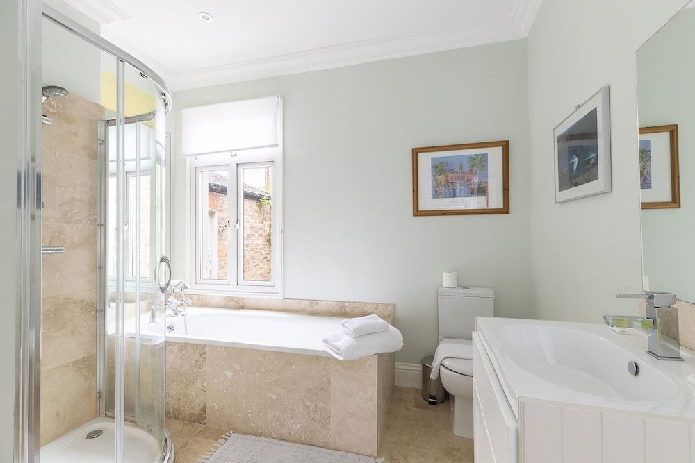 JOIVY Charming 3 bed house with a rooftop terrace Villa (3 Bedrooms) 18