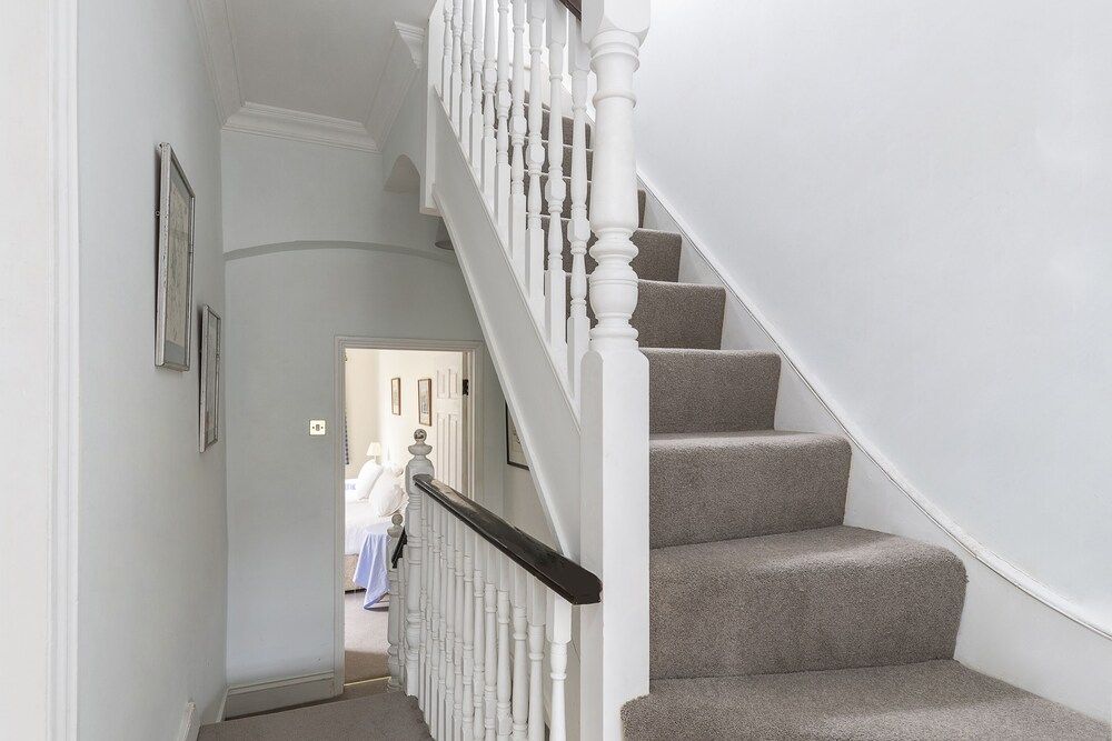 undefined JOIVY Charming 3 bed house with a rooftop terrace 3