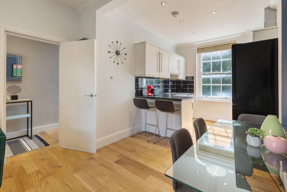 Camden Home - Barracks Properties Superior House, Private Bathroom 24