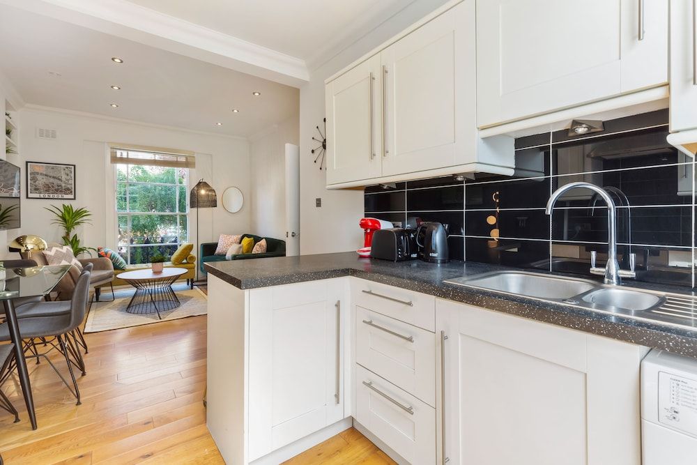 Camden Home - Barracks Properties Superior House, Private Bathroom 25