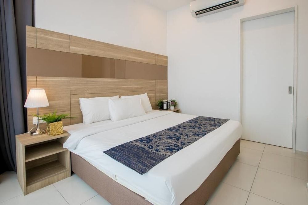 The Robertson Suites Bukit Bintang 1+1BR LUXEHOME @ BUKIT BINTANG & KL CITY