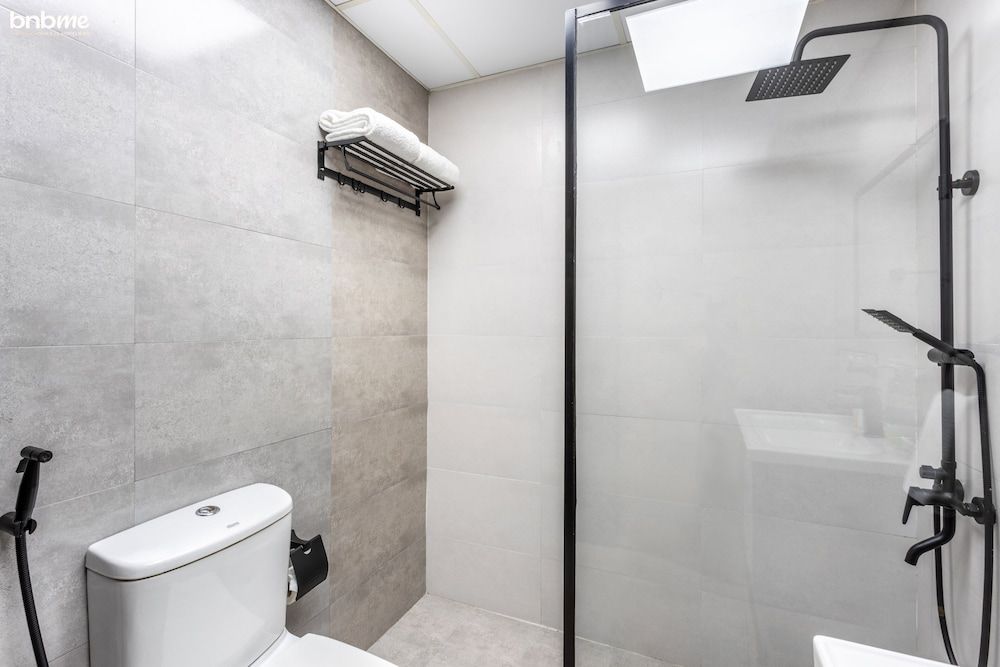 undefined St-Lago Vista Tower-1412 by bnbme homes 9