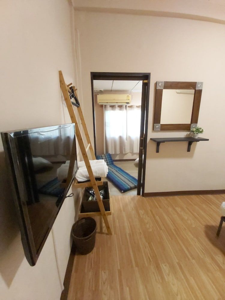 undefined Real Bangkok Guesthouse 10