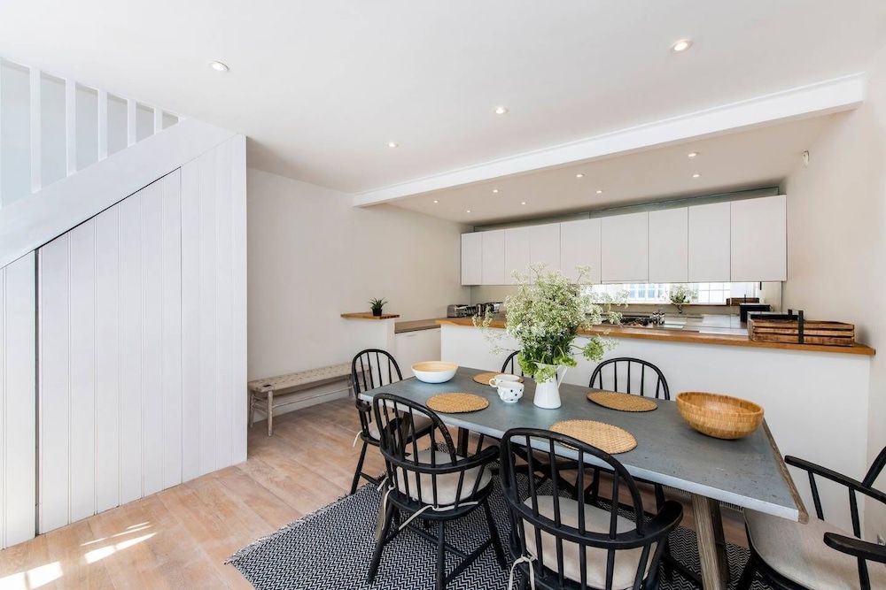 undefined 3-bed Mews House, Battersea 9