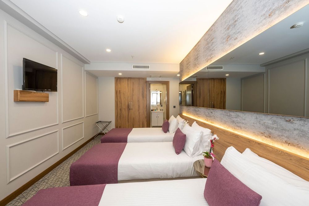 Graziella Gold Hotel Deluxe Double or Twin Room 18