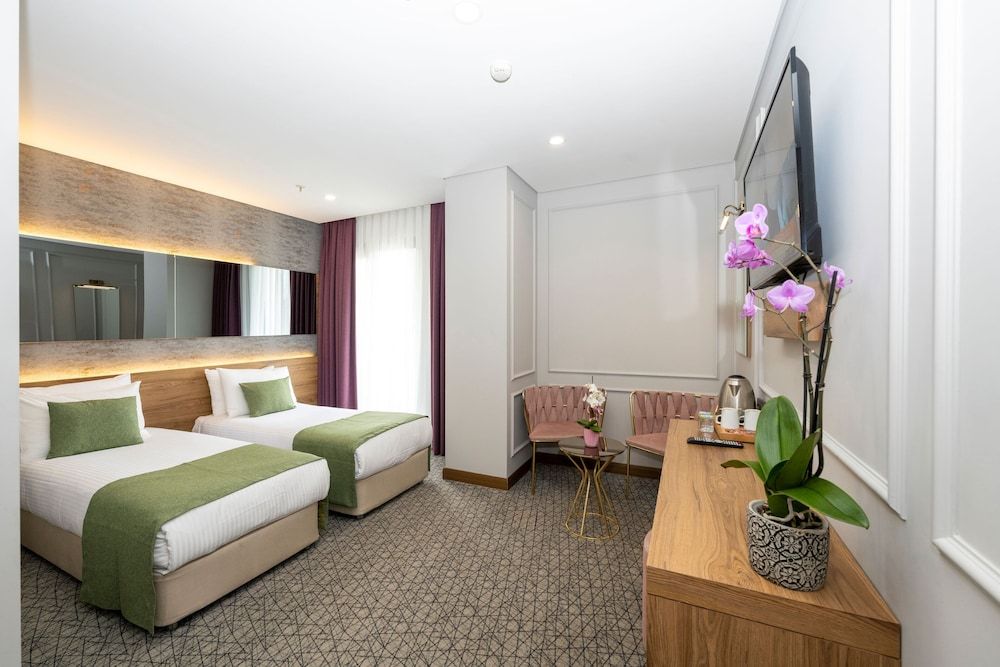 Graziella Gold Hotel Deluxe Double or Twin Room 10